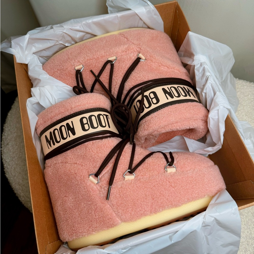 Moon Boot Pink Sherpa Lace-Up Boots with Branded Strap